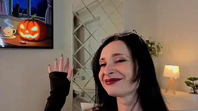 DarcyAspacio online show from 10-17-25, 11:23