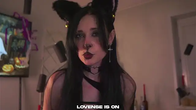 DarcyAspacio online show from 10-29-25, 11:09