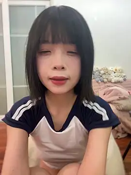 qiqi x online show from 02-11-26, 04:40