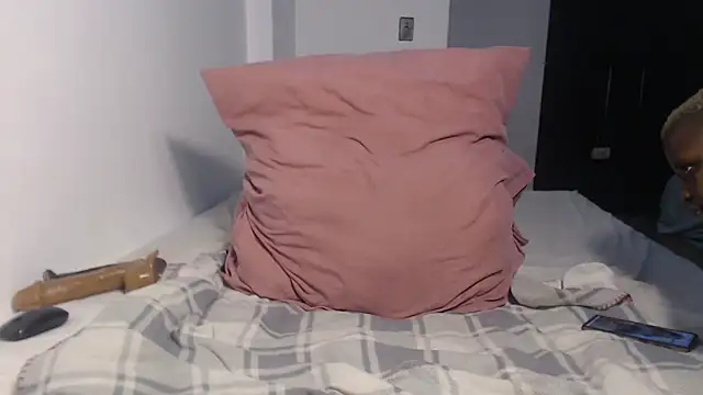 lady-zeei online show from 03-28-26, 06:09