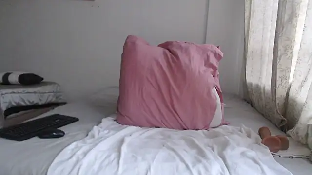 lady-zeei online show from 11-30-25, 04:19