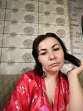 Mia24Blove online show from 10-15-25, 06:22