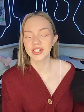 MilaMoone online show from 01-14-26, 11:36