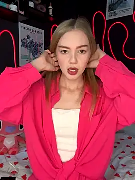 MilaMoone online show from 10-15-25, 10:34