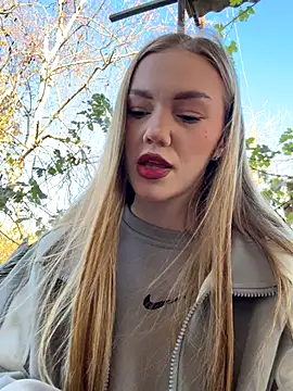 MilaMoone online show from 11-03-25, 11:25