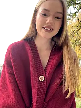 MilaMoone online show from 11-16-25, 10:53