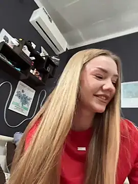 MilaMoone online show from 05-24-26, 11:21