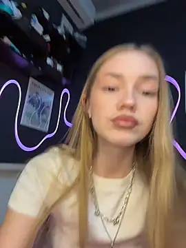 MilaMoone online show from 03-06-26, 12:44