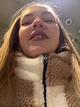 MilaMoone online show from 11-26-25, 11:54