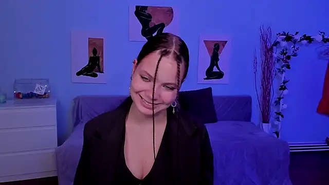 BetsyKiss online show from 09-22-25, 05:13