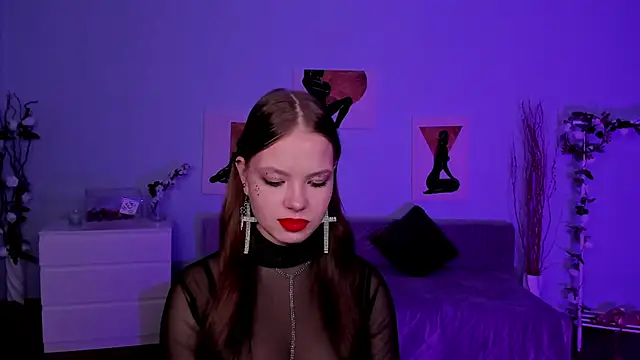 BetsyKiss online show from 12-04-25, 05:12