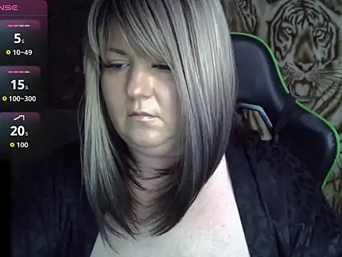 YuliiaSan online show from 11-16-25, 09:14