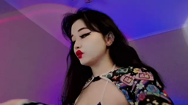 Dazzl1ngFire online show from 09-25-25, 04:40