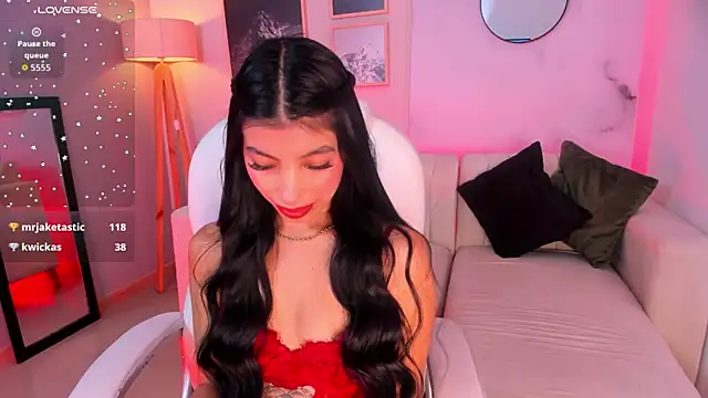 Tiffany Low online show from 02-14-26, 01:33