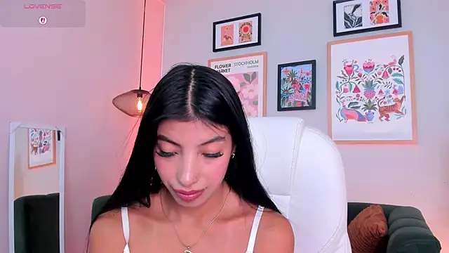 Tiffany Low online show from 07-21-26, 01:23