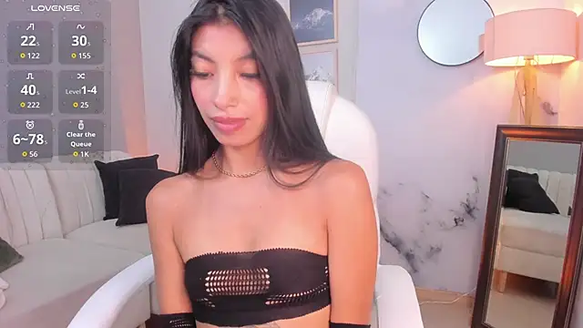 Tiffany Low online show from 03-30-26, 02:07