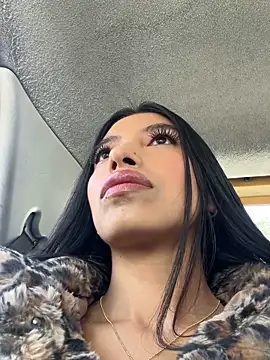 Tiffany Low online show from 06-11-26, 02:03