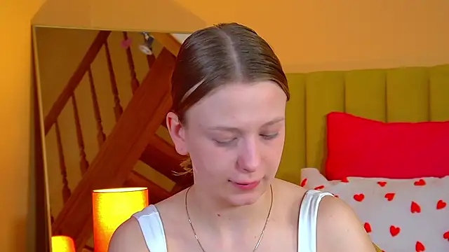 BeatriceBinoche online show from 04-15-26, 07:29