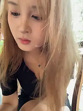 yuki june online show from 03-26-26, 09:18