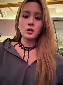 yuki june online show from 04-15-26, 07:58