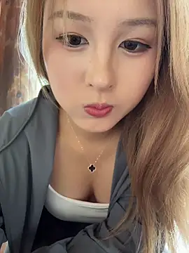 yuki june online show from 04-23-26, 07:59