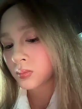 yuki june online show from 06-25-26, 06:29