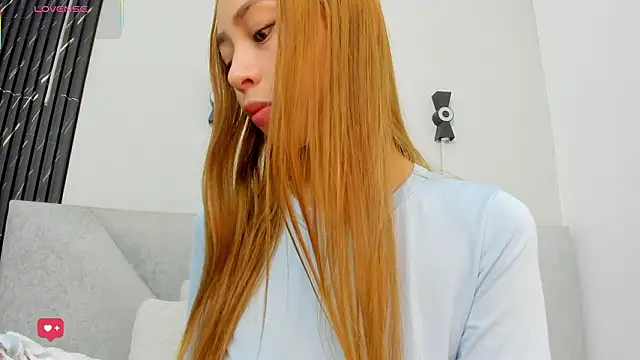 Naomi Rousse online show from 02-23-26, 01:01