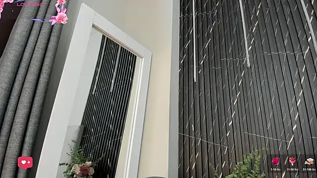 Naomi Rousse online show from 01-09-26, 12:45