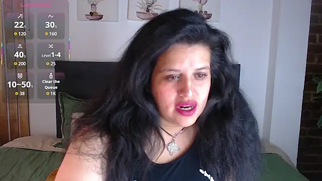 Andrea secret  online show from 11-20-25, 01:45