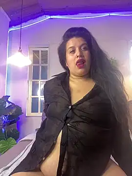 Snapshot of Andrea_secret_ chatting on 06-28-26, 01:50 Andrea secret online show from 06-28-26, 01:50
