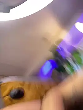 Snapshot of Andrea_secret_ chatting on 06-07-26, 02:11 Andrea secret online show from 06-07-26, 02:11