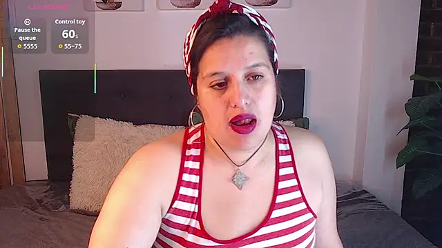 Andrea secret  online show from 10-21-25, 02:38