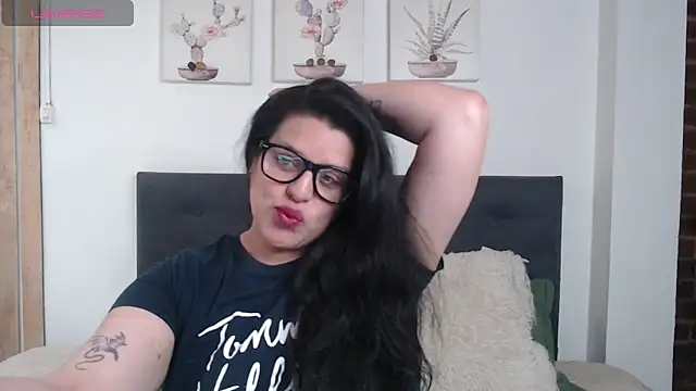 Andrea secret  online show from 02-12-26, 04:07