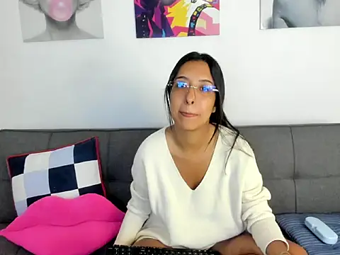 Valerygomez02 online show from 03-18-26, 06:42
