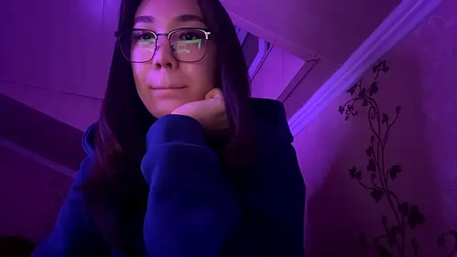 marry dreams online show from 10-17-25, 01:57