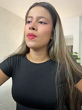 Snapshot of EMILIIA_RICHTER__ chatting on 06-12-26, 03:37 EMILIIA RICHTER online show from 06-12-26, 03:37