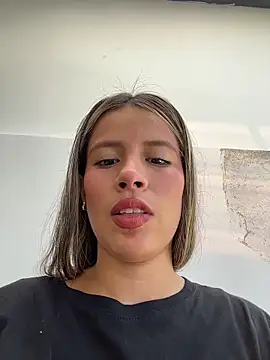 EMILIIA RICHTER   online show from 10-25-25, 07:03