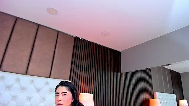 Snapshot of SamyySwet chatting on 11-12-25, 07:51 SamyySwet online show from 11-12-25, 07:51