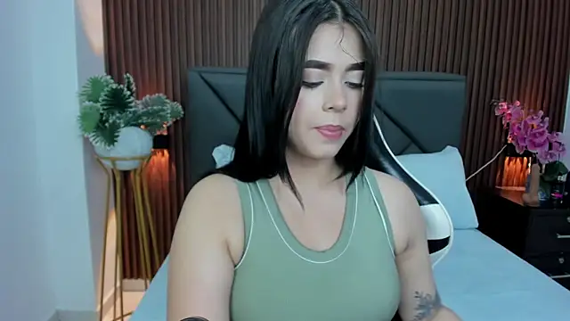 Snapshot of charlote_rossee chatting on 10-07-25, 01:39 charlote rossee online show from 10-07-25, 01:39