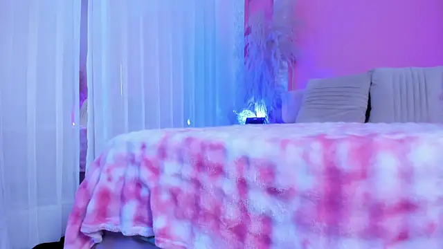 Peytonn Monroe online show from 03-19-26, 07:36