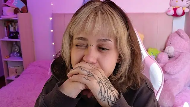 NekoWaifu online show from 03-24-26, 02:28