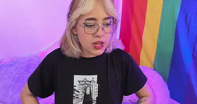 NekoWaifu online show from 10-16-25, 01:08