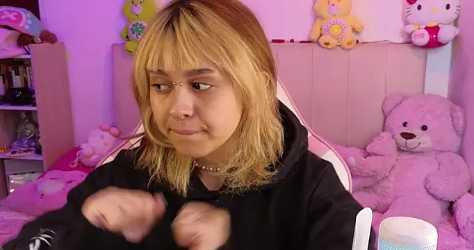 NekoWaifu online show from 02-26-26, 02:06