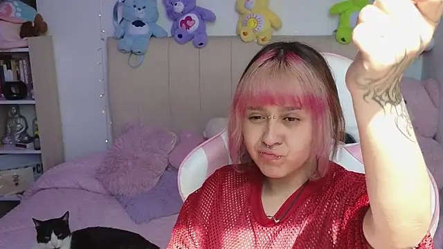 Snapshot of NekoWaifu chatting on 04-22-26, 02:13 NekoWaifu online show from 04-22-26, 02:13