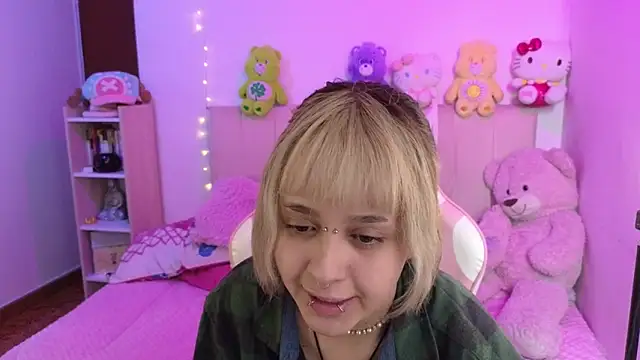 NekoWaifu online show from 03-31-26, 02:19