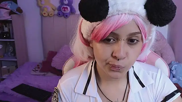Snapshot of NekoWaifu chatting on 05-25-26, 03:11 NekoWaifu online show from 05-25-26, 03:11
