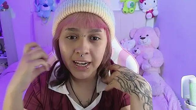 Snapshot of NekoWaifu chatting on 04-24-26, 02:19 NekoWaifu online show from 04-24-26, 02:19