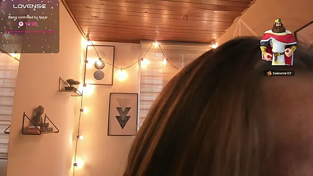 sophiee09  online show from 03-11-26, 01:49