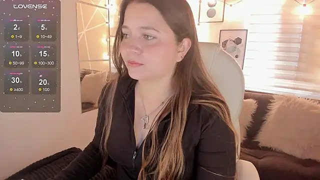 sophiee09  online show from 12-16-25, 01:59