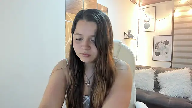 sophiee09  online show from 10-10-25, 01:56